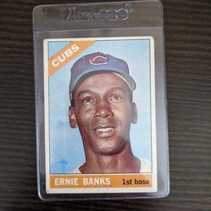1966 Topps #110 Ernie Banks Chicago Cubs EX